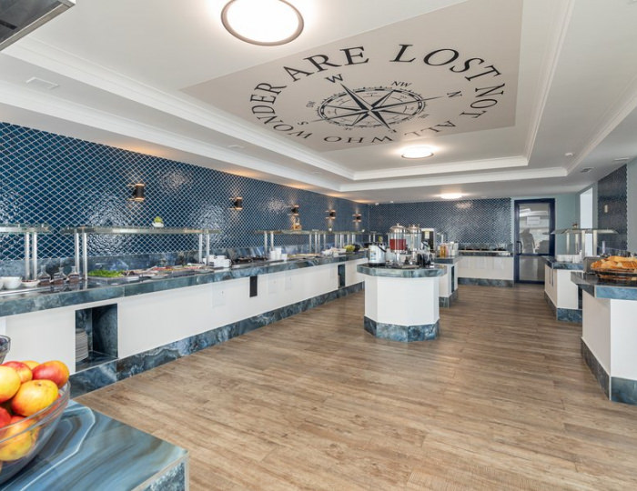 «Хемингуэй» ресторан - Отель Alex Resort & Spa Hotel / Алекс Резорт & Спа